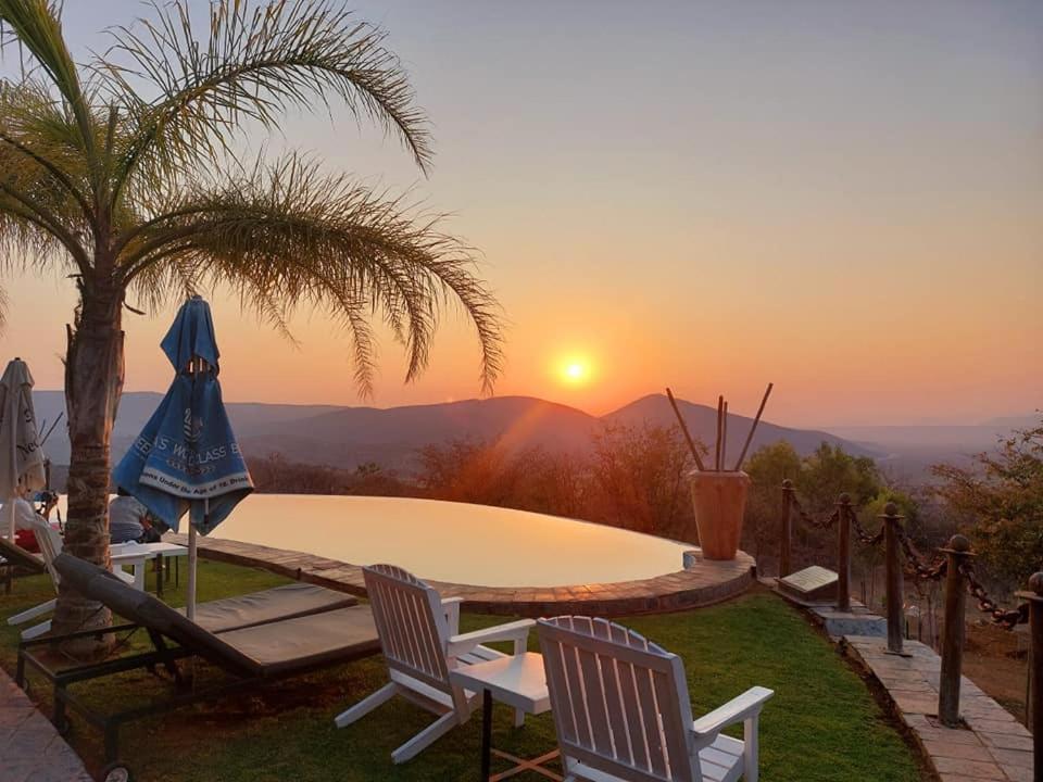 Opuwo Country Lodge エクステリア 写真